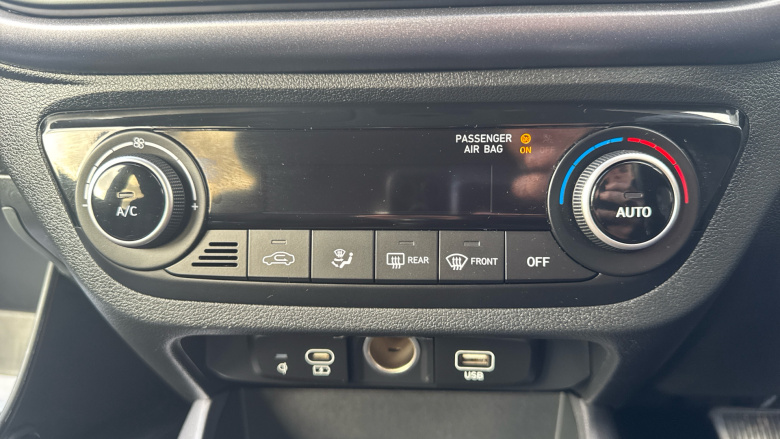 Hyundai i10 1.0 [63] Premium 5dr Auto [Nav] Petrol Hatchback